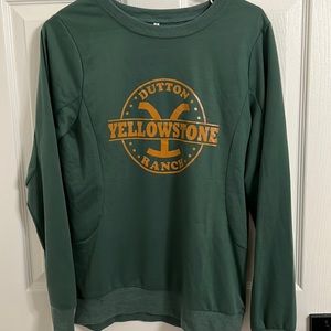 Lightweight crew neck sweater